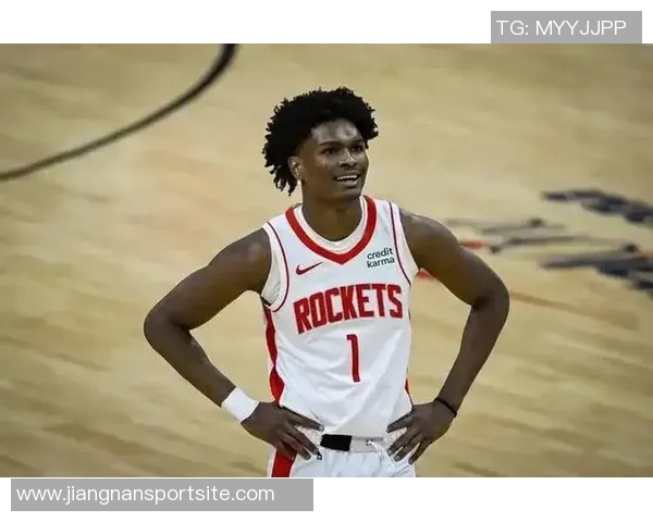 乌度卡称赞阿门表现出色助攻篮板双双亮眼并成功限制布克 乌度卡称赞阿门表现出色助攻篮板双双亮眼并成功限制布克