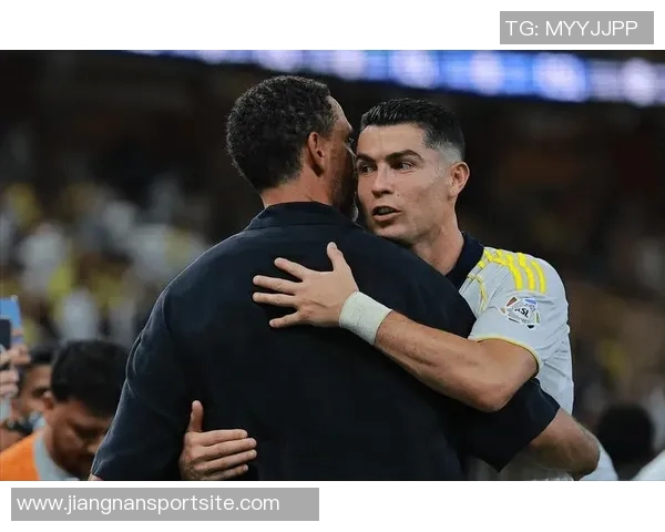 C罗个人净资产突破14亿美元成为全球首位超十亿的足球巨星 C罗个人净资产突破14亿美元成为全球首位超十亿的足球巨星