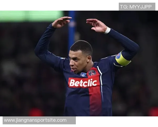 姆巴佩呼吁外界尊重亚马尔的私人生活给予他更多空间与安静 姆巴佩呼吁外界尊重亚马尔的私人生活给予他更多空间与安静