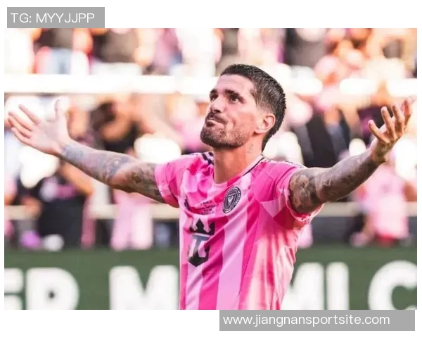 德天空报道:巴黎皇马关注帕奎塔离队情况拜仁仍期待续约至2030年 德天空报道:巴黎皇马关注帕奎塔离队情况拜仁仍期待续约至2030年